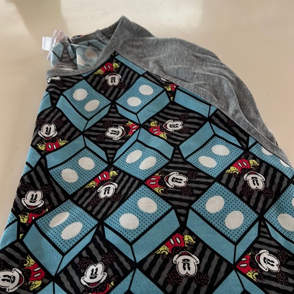 Lularoe 2XL Mickey Mouse Randy shirt EUC